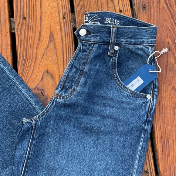 NWT Daily Blue Denim By AG Mid Wash Wide Barrel Jeans Size 24 - Picture 3 of 13